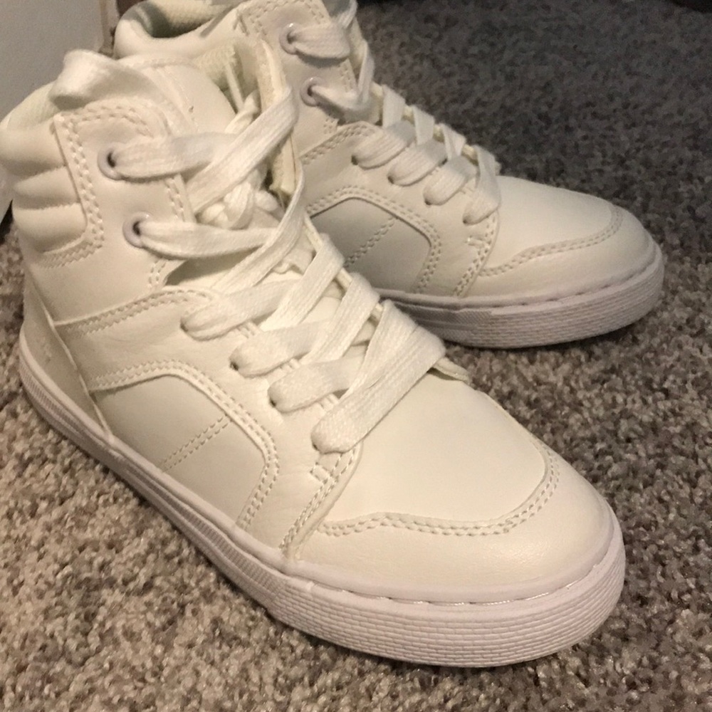 Boy high tops